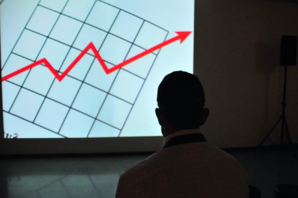 Mart enflasyonunda hafif düşüş bekleniyor