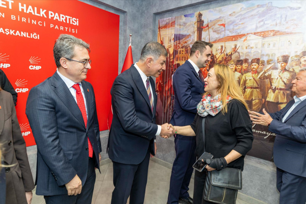 Tugay, CHP İzmir İl Başkanlığının bayramlaşma törenine katıldı