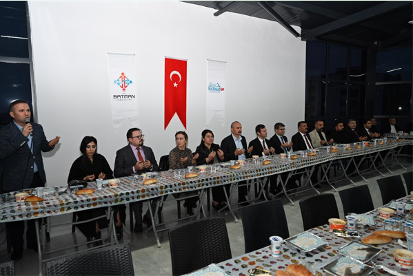 Batman Valisi Canalp, mahalle ve köy muhtarlarıyla buluştu