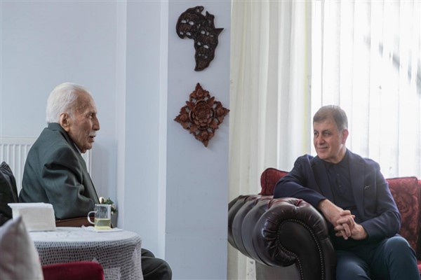 Tugay, Prof. Dr. Veli Lök’ü 14 Mart Tıp Bayramı’nda ziyaret etti