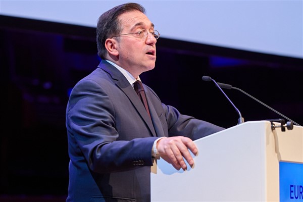 Albares: İran’ın Türkiye’ye yönelik füze saldırısını güçlü şekilde kınıyoruz