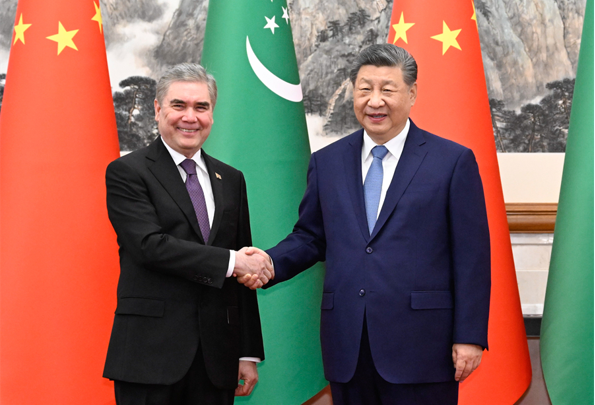 Cumhurbaşkanı Xi Türkmenistan’ın ulusal lideri Berdimuhamedov ile görüştü