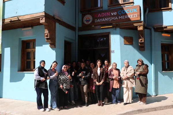 Gemlik’te 8 Mart kapsamında etkinlikler düzenlendi