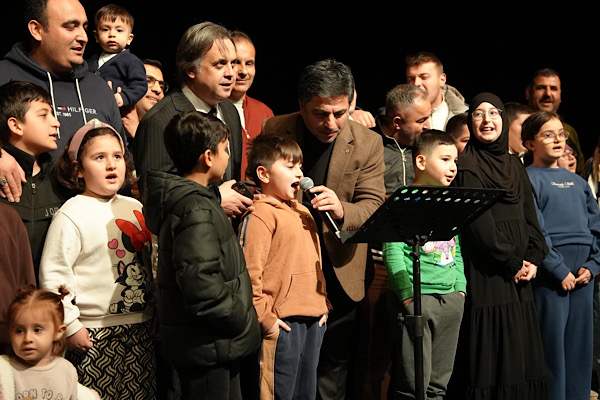 Düzce’de Sedat Uçan, sevenleri ile bir araya geldi