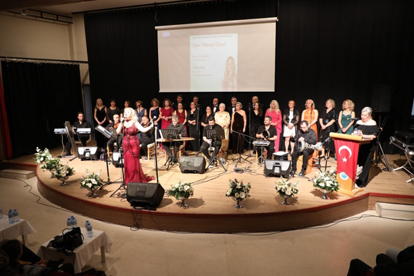 Özdere TSM, Menderes’te konser verdi