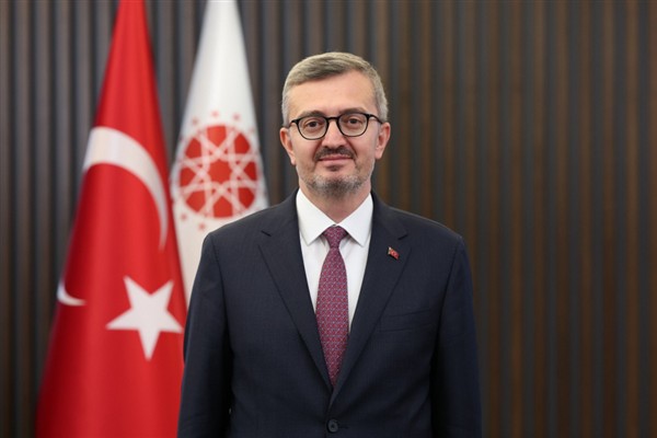 İletişim Başkanı Duran: Şehidimizin mekanı cennet olsun