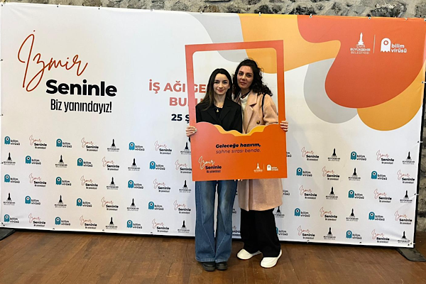 İzmir’de gençler için eğitim ve sanat projeleri hayata geçirildi