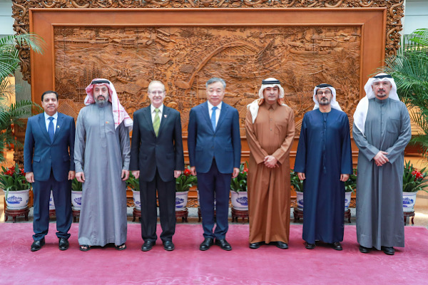 Çin Dışişleri Bakan Yardımcısı, KİK ülkelerinin büyükelçileriyle görüştü