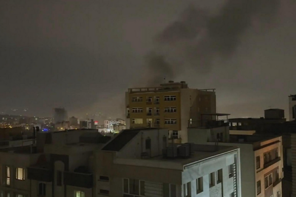 İran’ın başkenti Tahran’da patlamalar meydana geldi