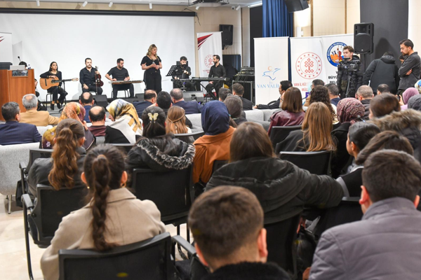 Van’da 62. Kütüphane Haftası kapsamında program düzenlendi