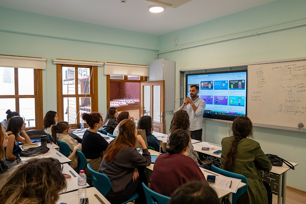 İBB Gençlik Ofisleri’nde 2026 yılının ilk eğitim dönemi başladı
