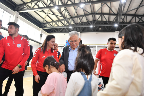 Kayseri’de Sevgi Evleri’nde bayram etkinliği