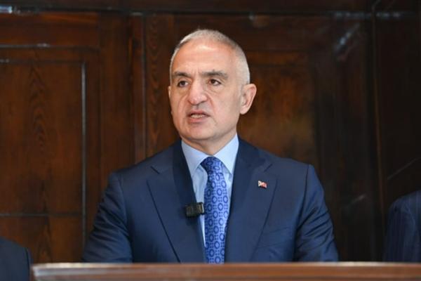 Bakan Ersoy, TOGEMDER Başkanı Sekmen ile görüştü