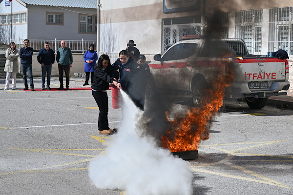 Ankara’da öğrencilere afet farkındalık eğitimi verildi