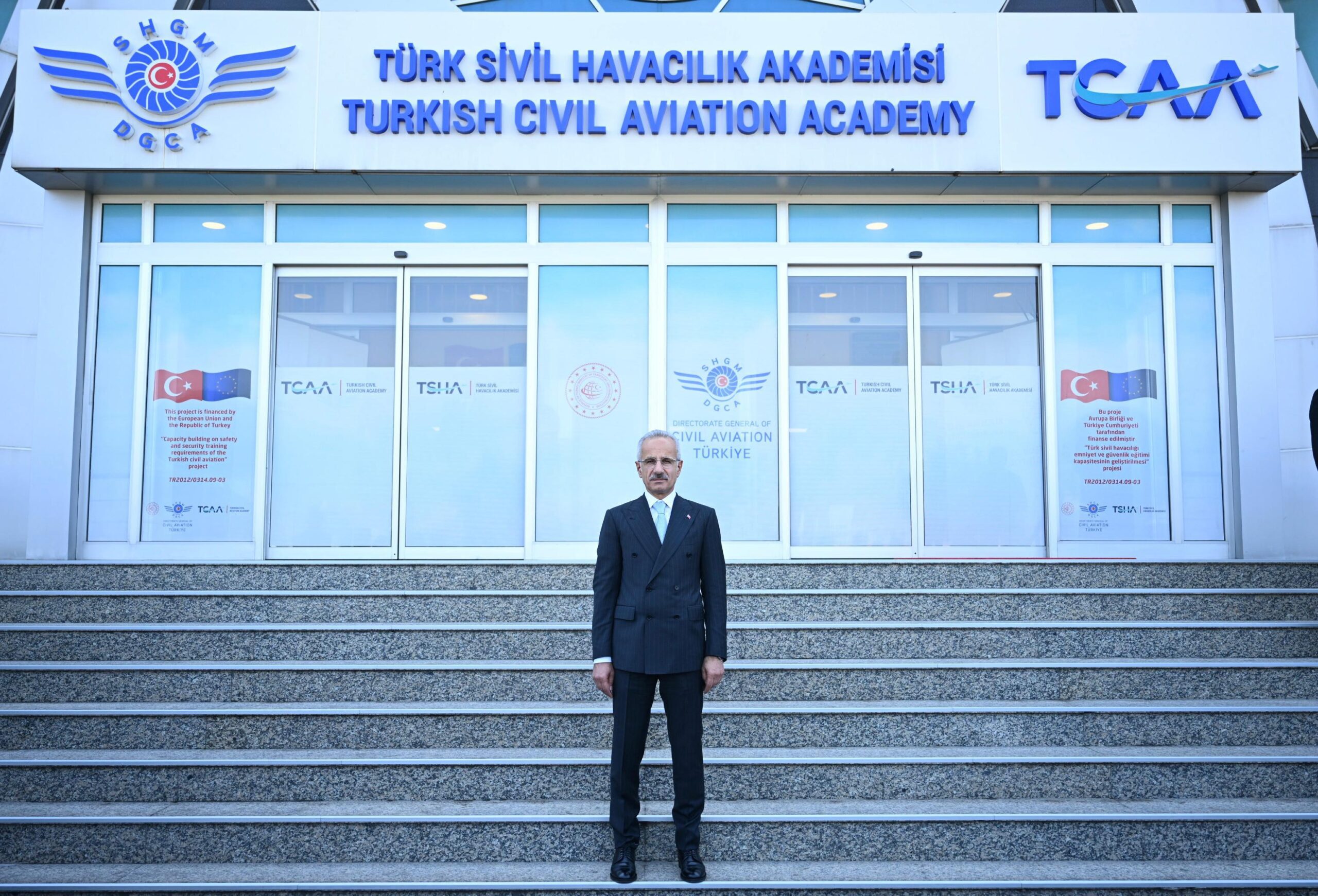 Bakan Uraloğlu: 31 Mart’a kadar kapalı havalimanlarına uçuş sağlanmayacak