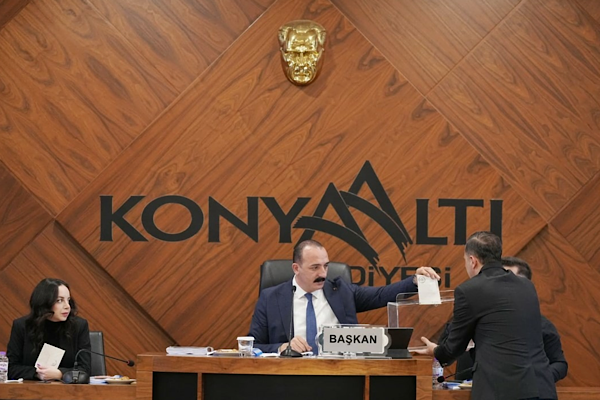 Konyaaltı’nda Nisan Ayı Meclis Toplantısı gerçekleştirildi