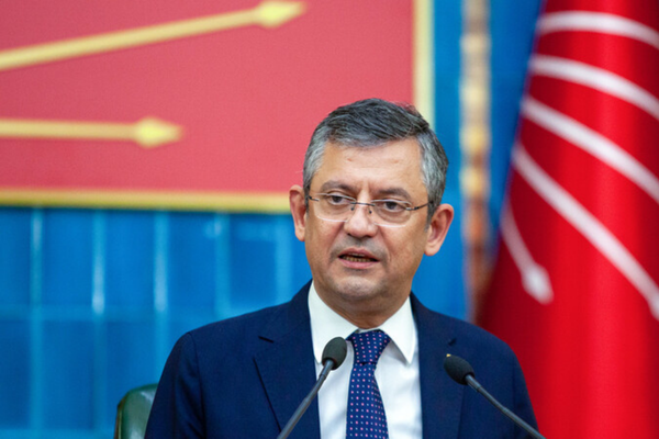 CHP Genel Başkanı Özel, DEM Parti’yi ziyaret etti