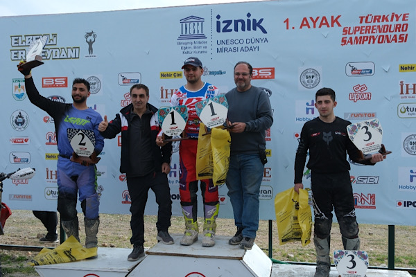 İznik’te Türkiye Süper Enduro Şampiyonası’nın açılış yarışları başladı