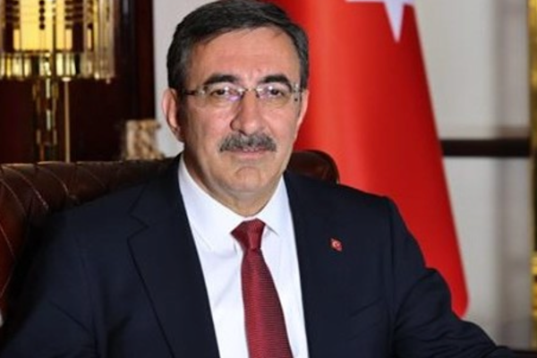 Cumhurbaşkanı Yardımcısı Yılmaz Diyarbakır’da iş dünyasıyla bir araya geldi
