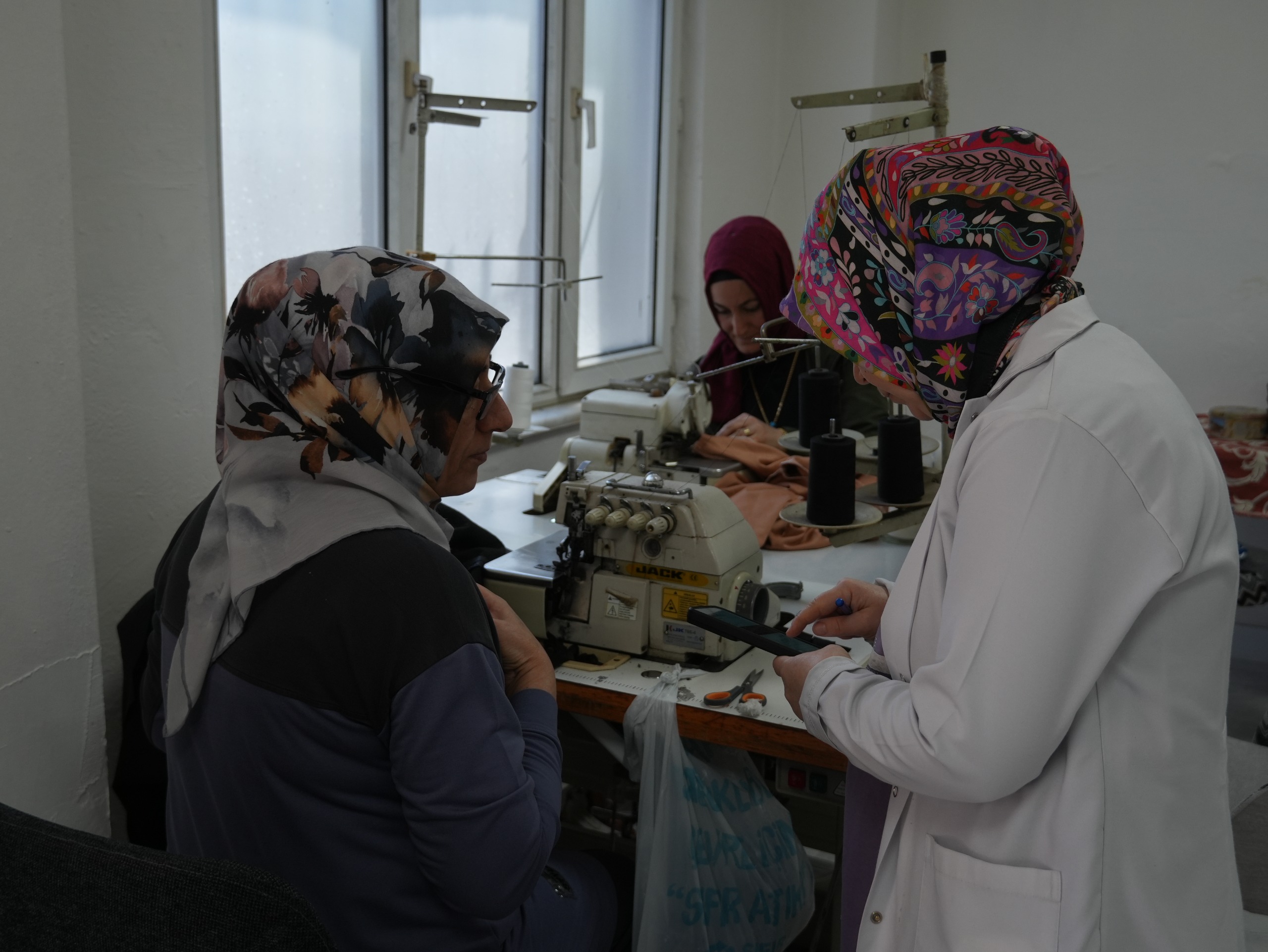 Kursiyerlere serviks ve meme kanseri farkındalık eğitimi verildi