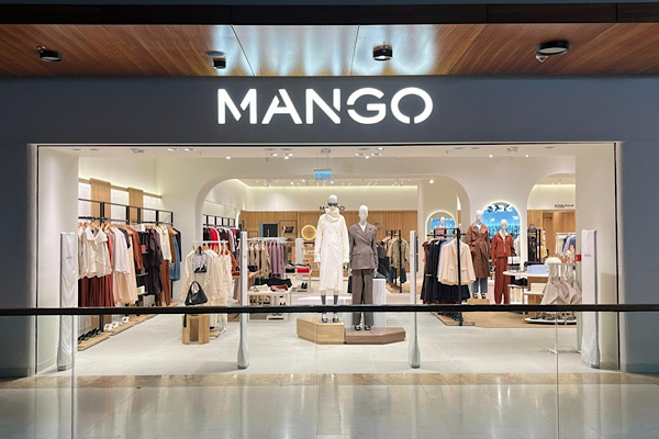 Mango, Antalya mağazasını Akdeniz’den ilham aldığı New Med konseptiyle yeniledi
