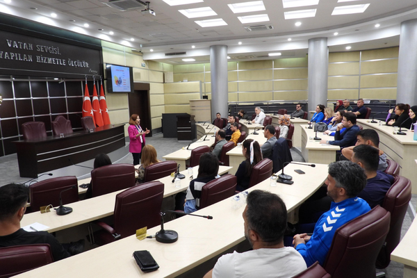 Kepez Belediyesi’nden personele etkili iletişim eğitimi verildi