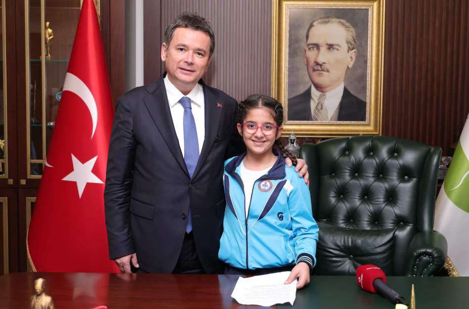 Osmangazi’de belediye başkanlığı koltuğu çocuklara devredildi