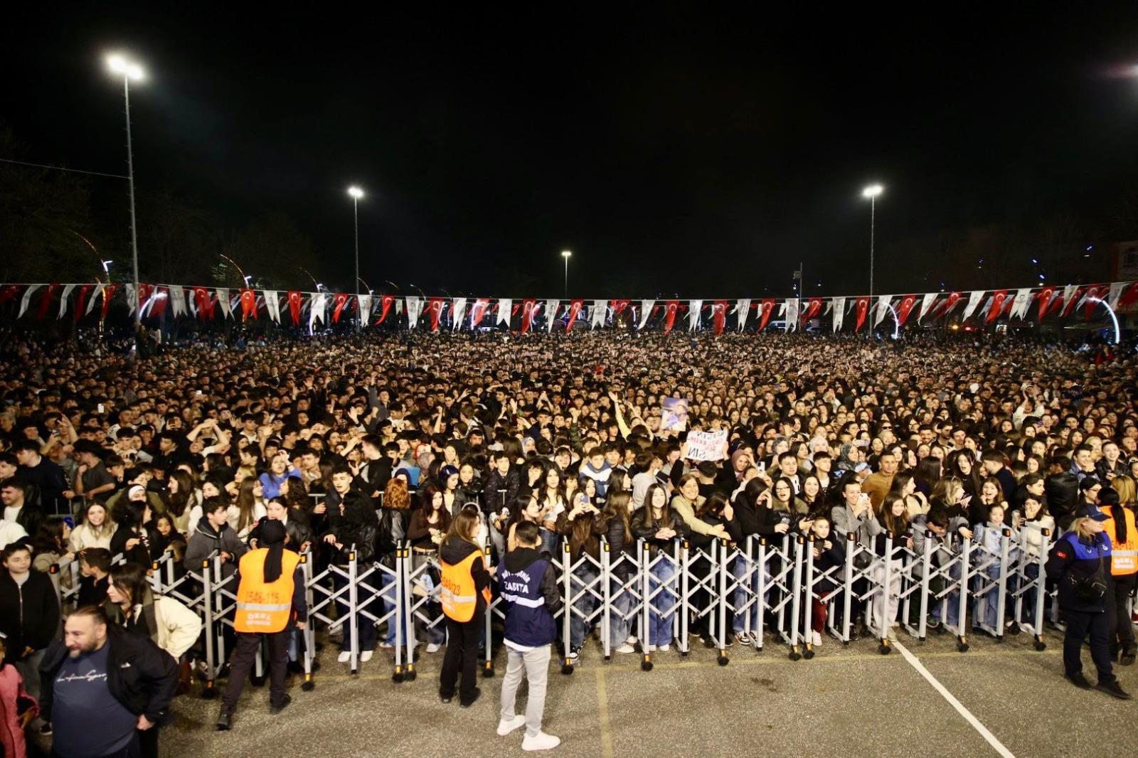 Ordu Büyükşehir Belediyesi, konser etkinliği düzenledi