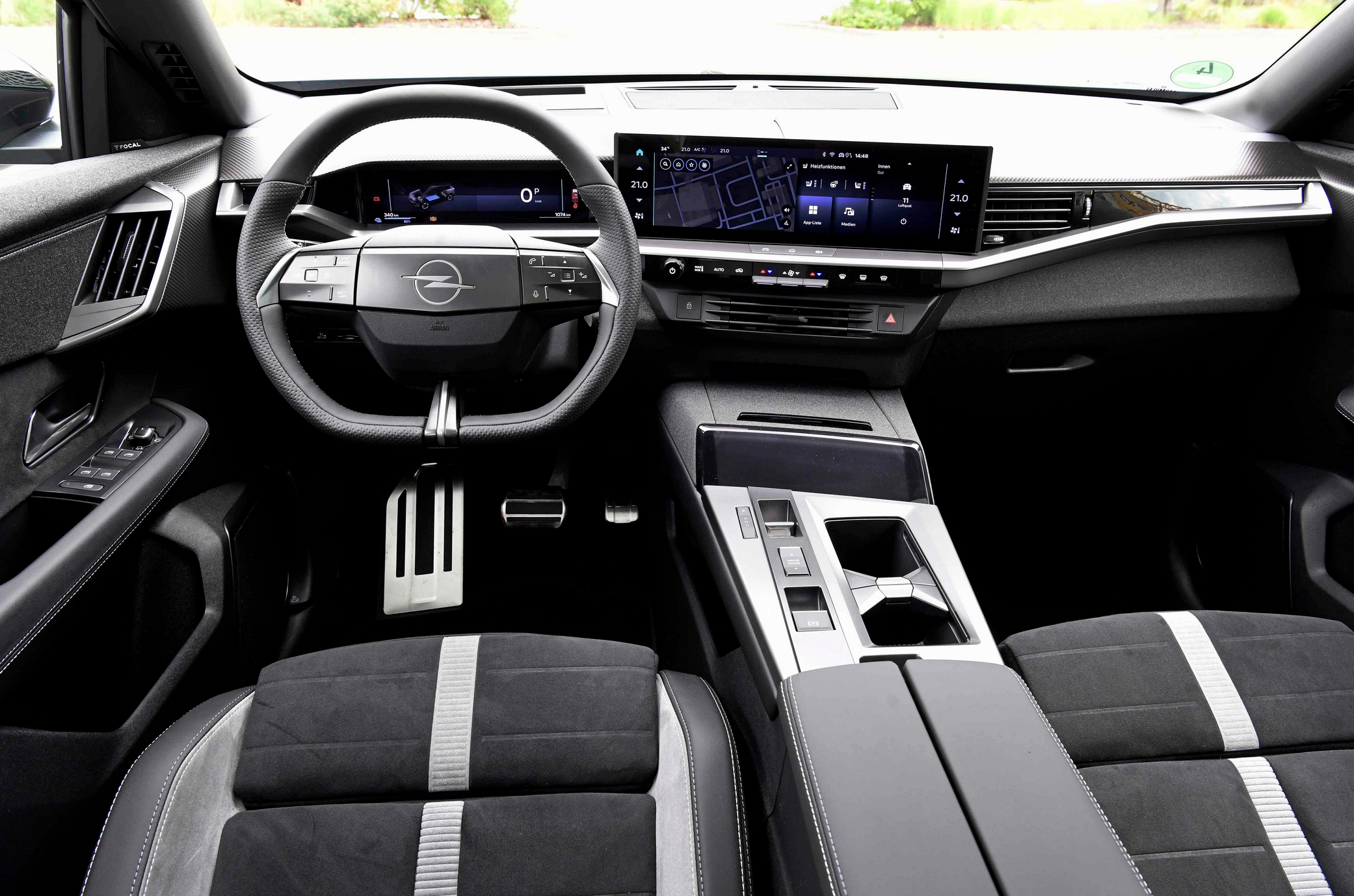 Yeni Opel Grandland Elektrik AWD Türkiye’de satışa sunuldu