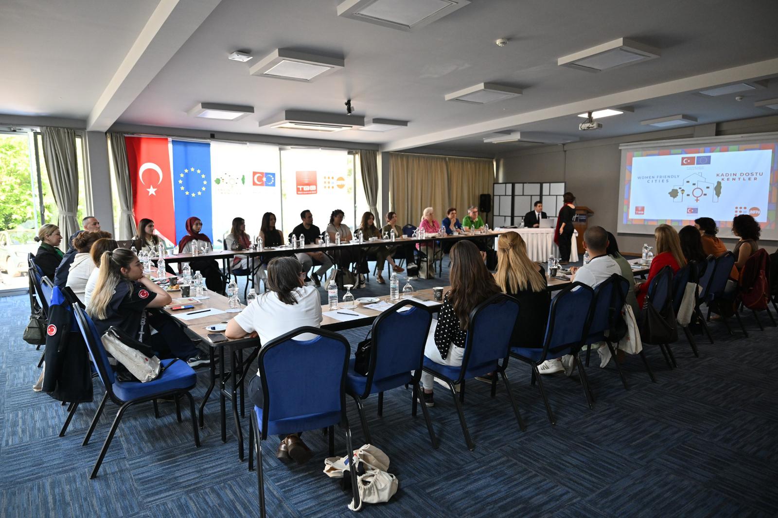 Manisa’da Kadın Dostu Kentler için eğitim programı başladı