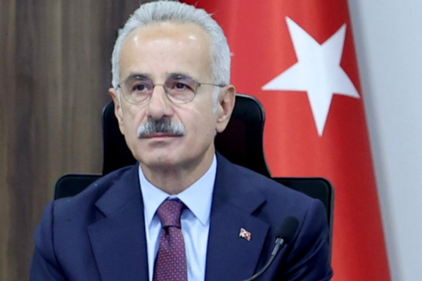 Uraloğlu: Altyapı gücü her geçen gün daha da ileri taşınıyor