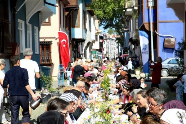 Mudanya’da Anneler Günü buluşması