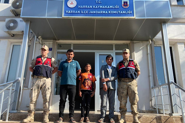 Şanlıurfa’da kaybolan iki çocuk jandarma ekiplerince bulundu
