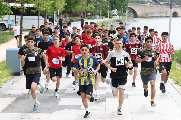 Küçükçekmece’de 19 Mayıs Gençlik Koşusu düzenlendi