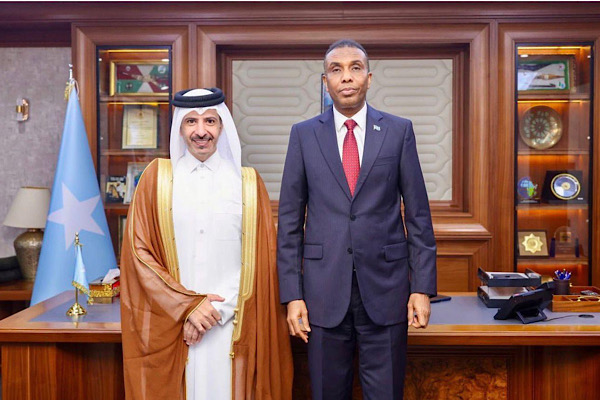 Somali Başbakanı Barre, Katar Büyükelçisi Al Nuaimi ile bir araya geldi