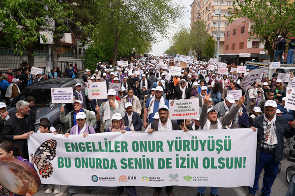 Diyarbakır’da Engelliler Onur Yürüyüşü gerçekleştirildi