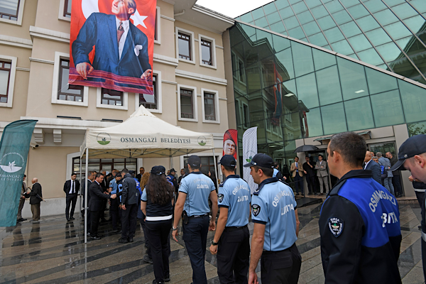 Başkan Aydın’dan belediye personeline bayram ziyareti