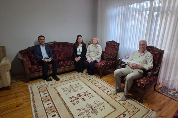 Kocaeli Valisi Aktaş’tan Gazi ailesine bayram ziyareti