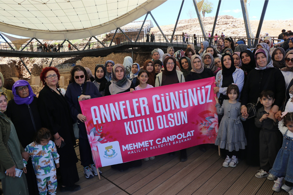 Haliliye’de Anneler Günü’nde Göbeklitepe gezisi düzenlendi