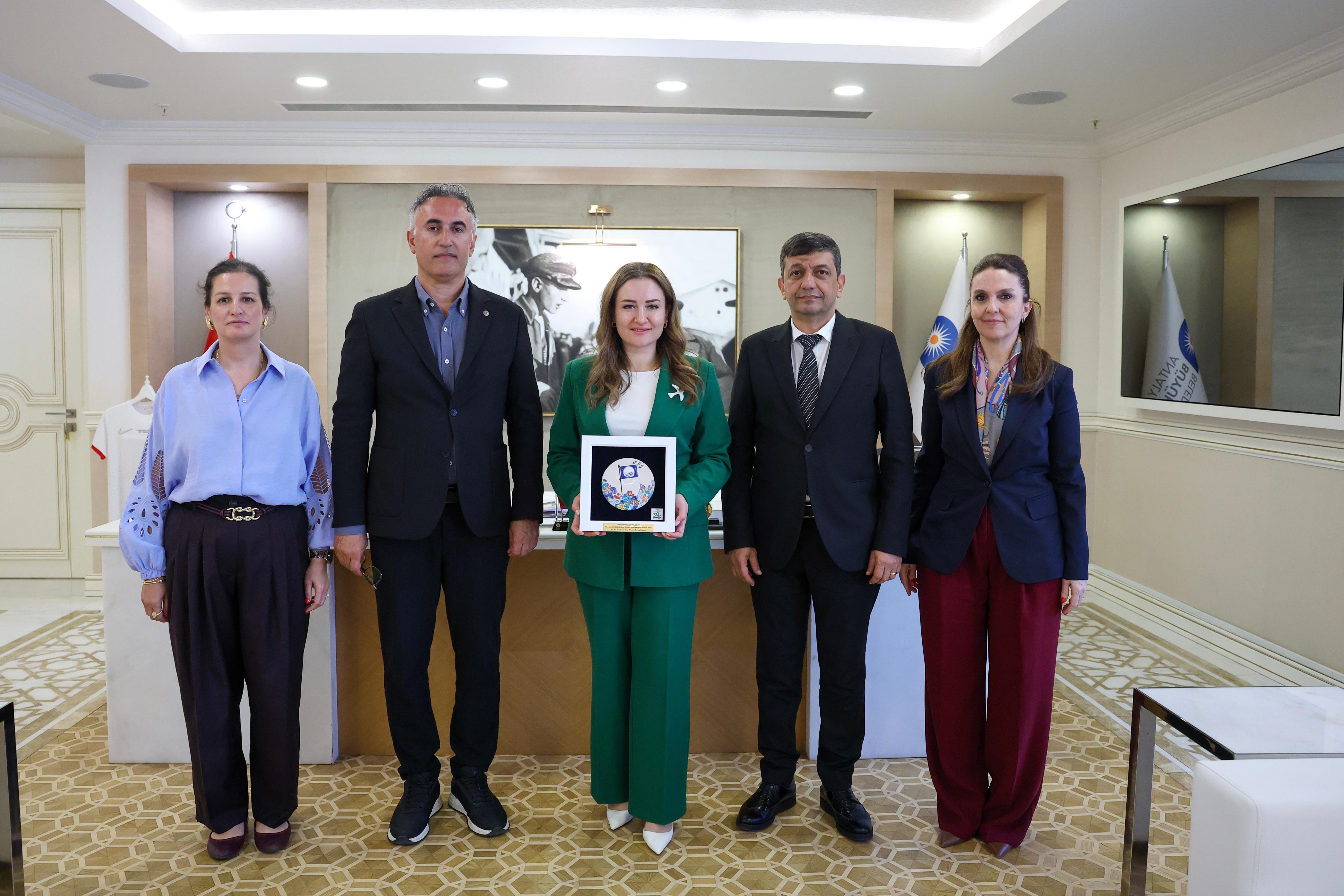 Antalya’ya En İyi Çevre Eğitim Etkinlikleri ödülü verildi