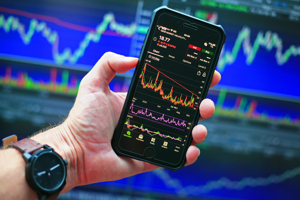 Jeopolitik Gerilim ve MSCI uyarısı piyasaları baskılıyor