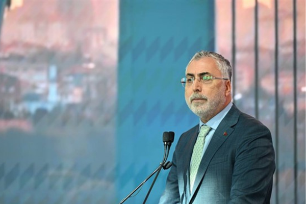 Bakan Işıkhan: 27 Mayıs darbesini ve acılarını unutmayacağız