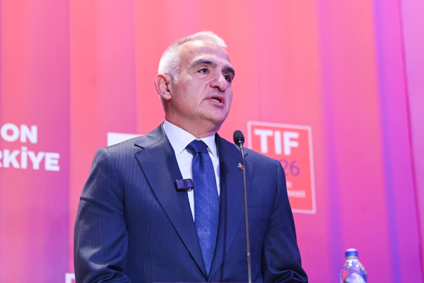 Bakan Ersoy: Sahillerimiz artık dünya markası