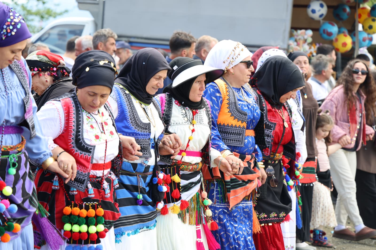 Trabzon Büyükşehir Belediye Başkanı Genç, Hıdırellez Şenliği’ne katıldı