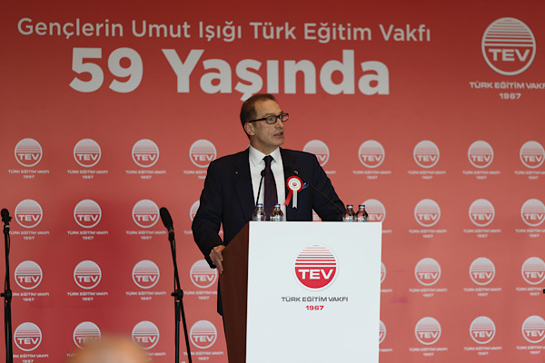 Gençlerin umut ışığı Türk Eğitim Vakfı, 59 yaşında