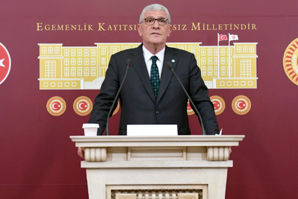 Dervişoğlu’ndan Ödemiş’te çiftçi mesajı: Devlet çiftçiye borçlu