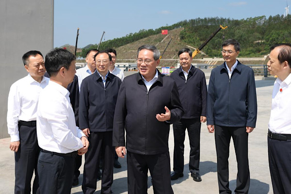 Li Qiang’dan su şebekesi inşasını hızlandırma vurgusu