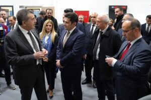 Eğitim Üssünde Bakan Ziyareti: Yusuf Tekin, Teknopark Ankara İvedik OSB MTAL’i İnceledi