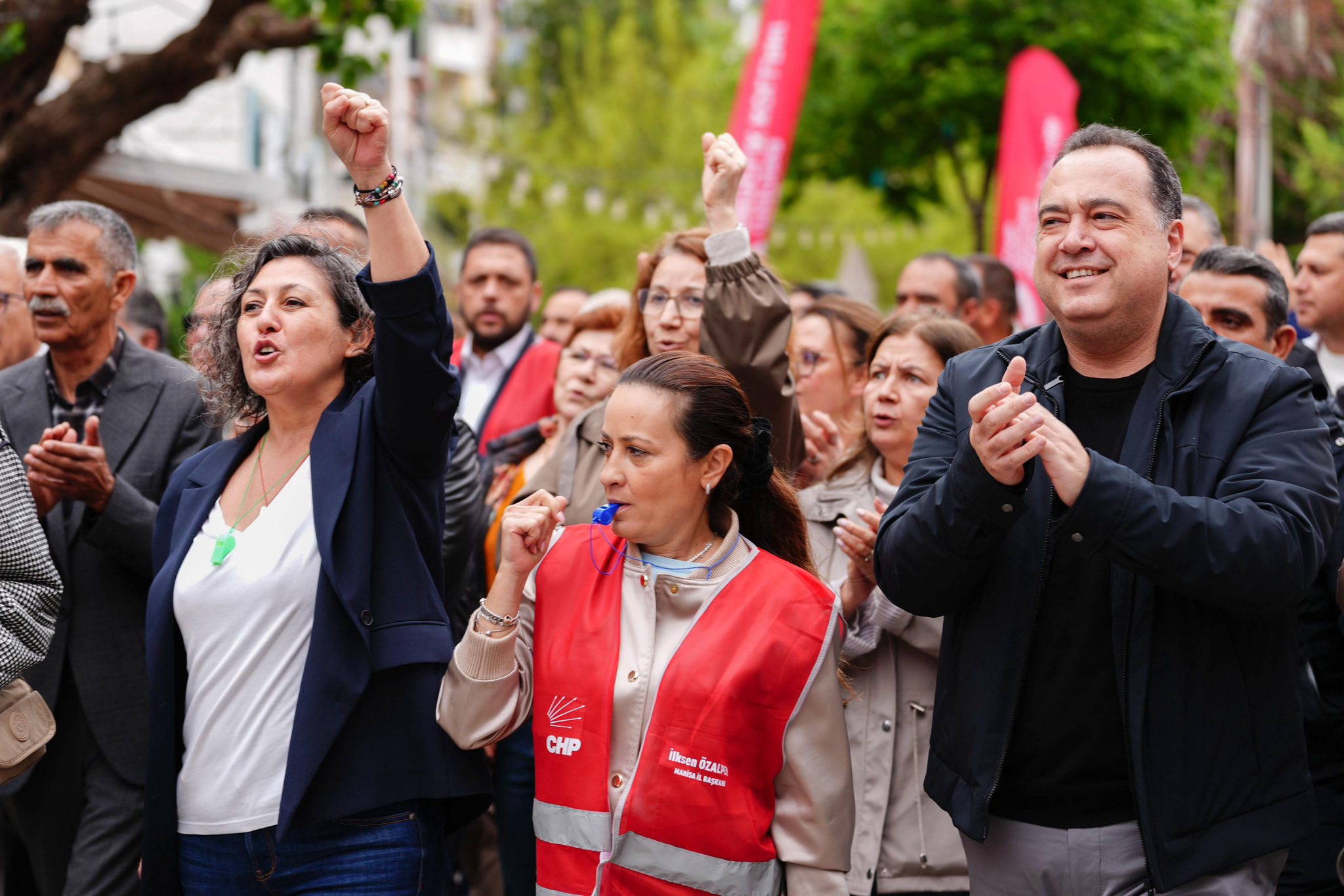 Dutlulu: İşçimizin ve emekçimizin yanında olacağız