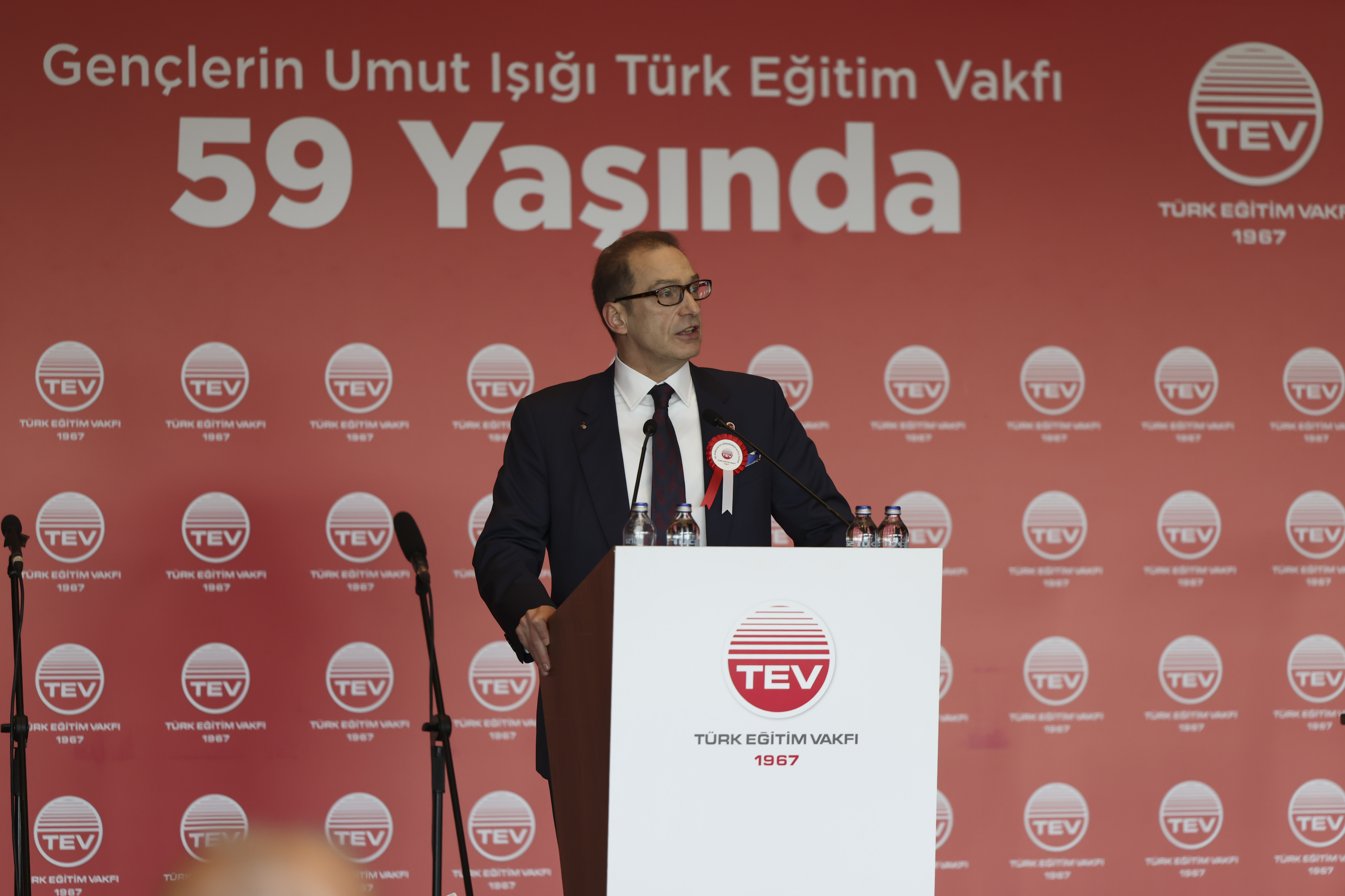 Gençlerin umut ışığı Türk Eğitim Vakfı, 59 yaşında